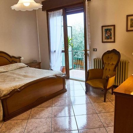Appartamento Clivo Solto Collina Bagian luar foto